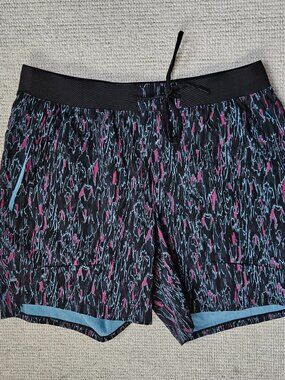 Lululemon Linerless Shorts Black Multi-Color XL Workout Activewear Athletic
